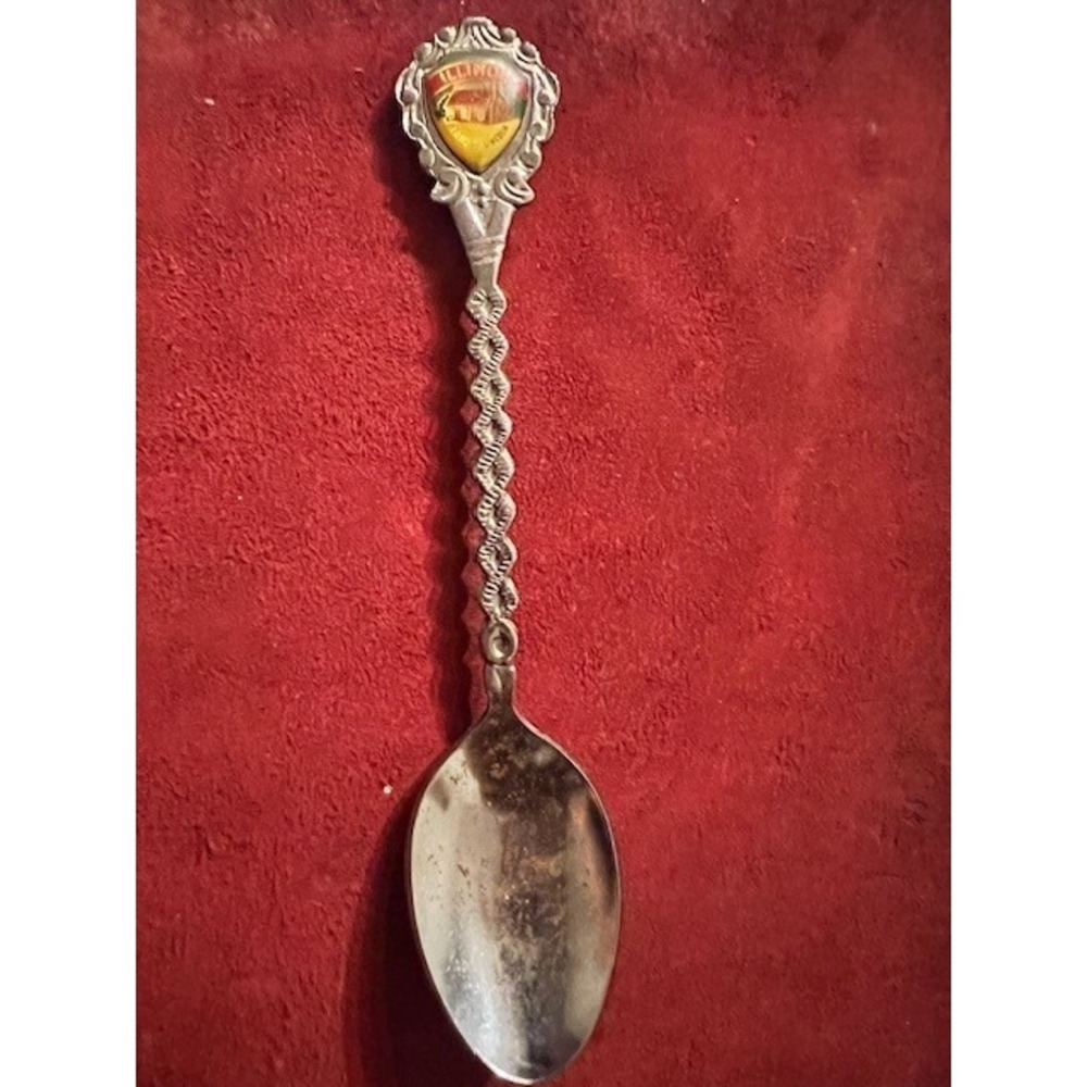 Collectible State Spoons - Picture 12 of 16
